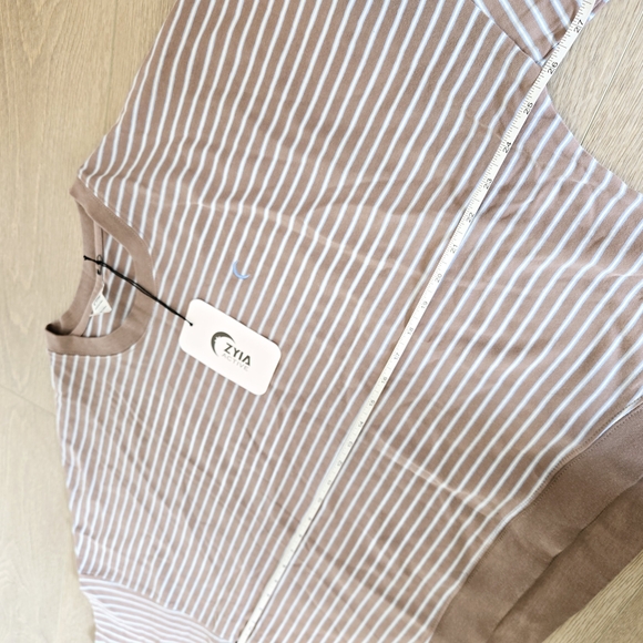 ZYIA size L BNWT Striped Crop Crew Neck Sweatshirt - Picture 6 of 11